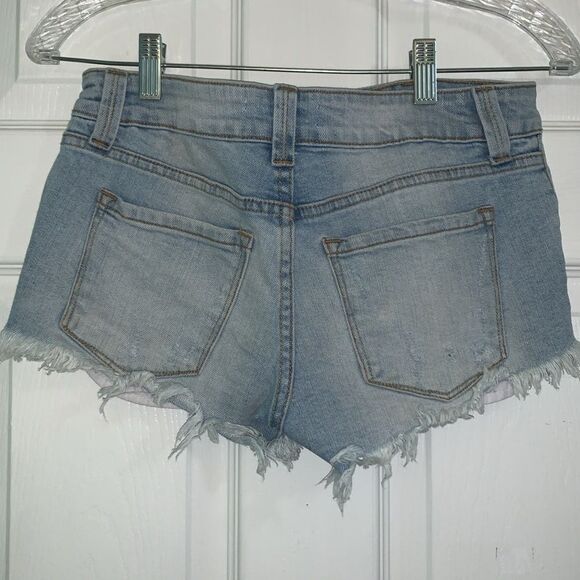 JUSTUSA Light Wash Denim Shorts Size XS - Picture 2 of 4